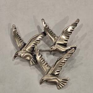 Beau Sterling Silver Seagull Flock, Bird Brooch, Pin Signed